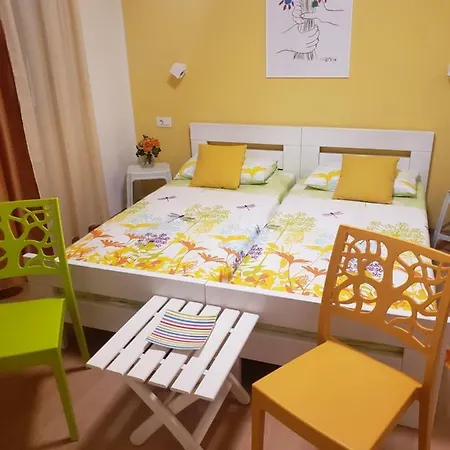 Sunshine Apartment *